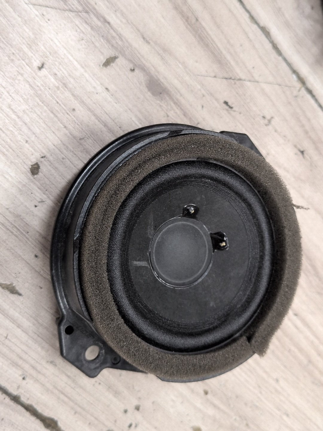 15-18 OEM Audi Q3 Rear Left Right Quarter D Pillar Audio Speakers SET