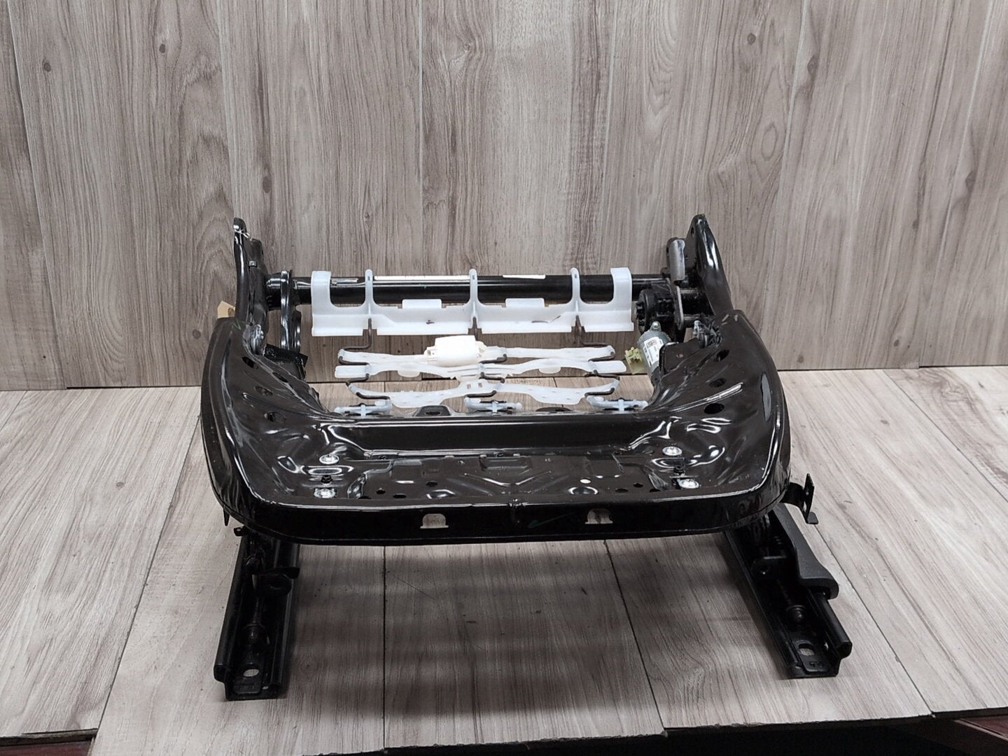 2019-2026 BMW 330i G20 Front Left Driver Seat Lower Track Frame Assembly 3013999