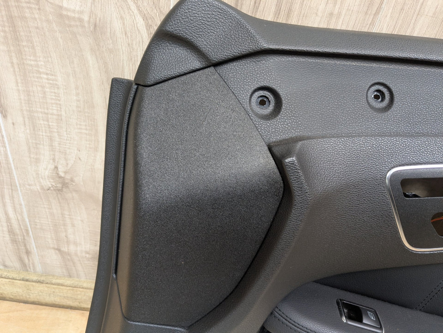 2009-2012 Mercedes-Benz E550 W212 Front Right Passenger Door Shell Panel Black 040
