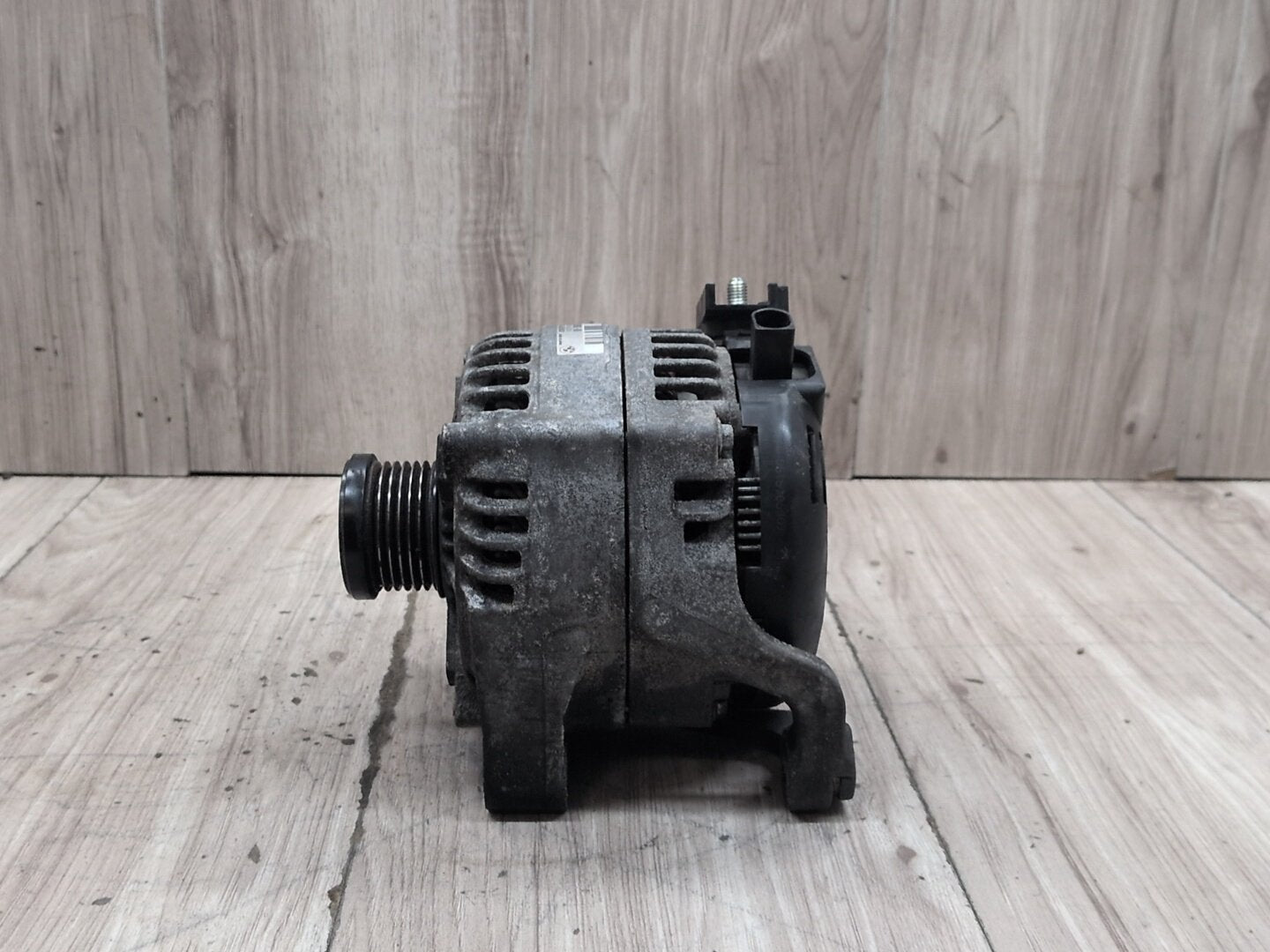 OEM BMW E84 F10 F22 F25 F30 F32 F36 N20 N26 Charging Alternator Generator 210A