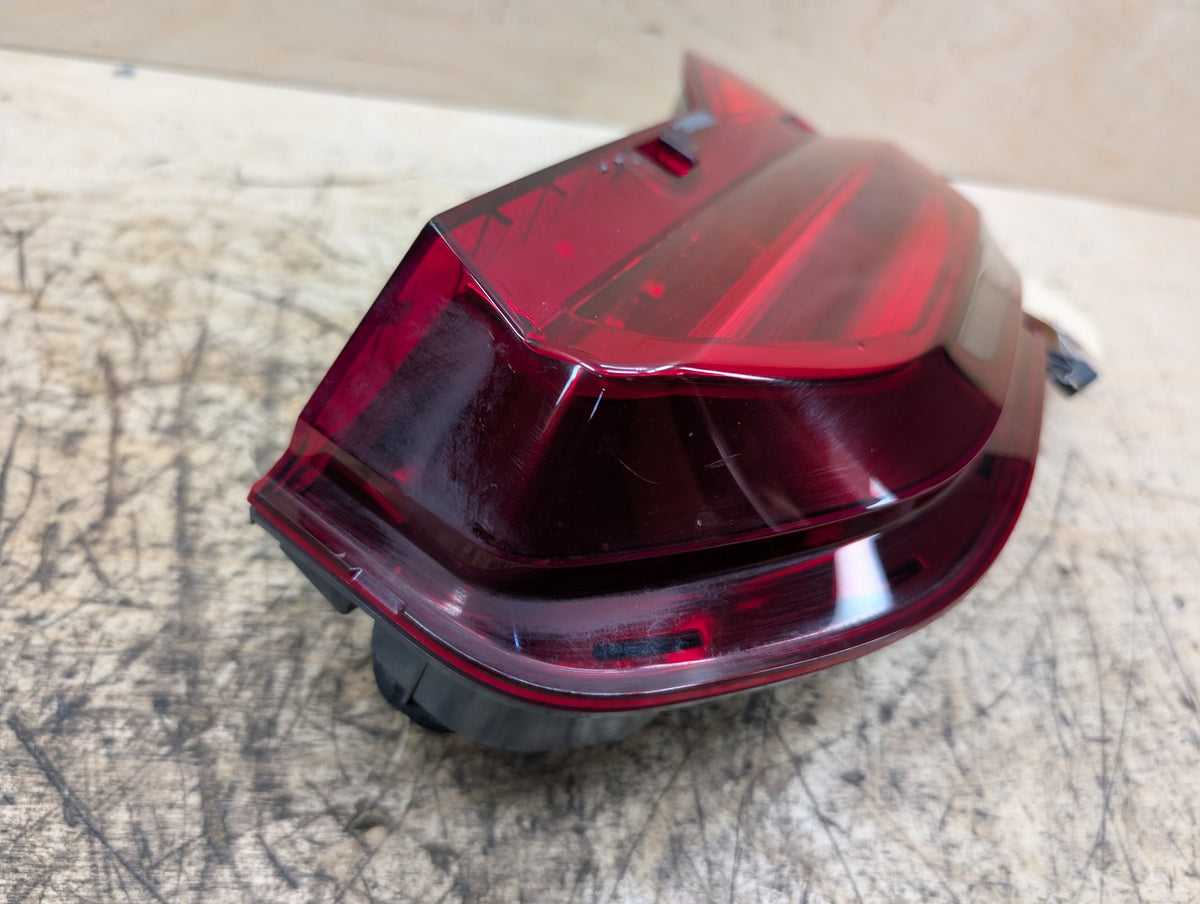 16-19 OEM BMW G11 G12 740 750 Rear Right Passenger Trunk Inner Stop Tail Light
