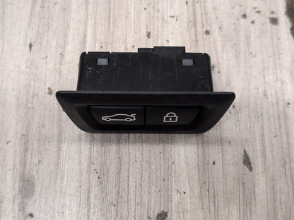 OEM BMW F02 F10 F15 F48 F90 G01 G20 G30 G80 X3 Rear Trunk Lid Center Lock Switch