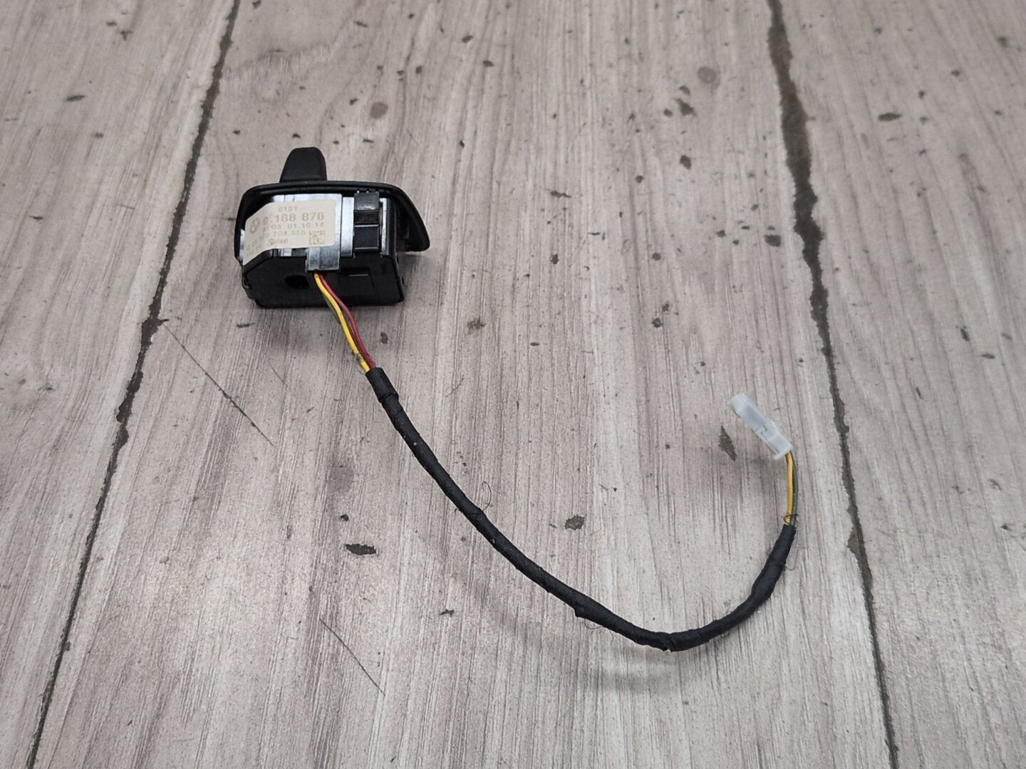 2012-2018 BMW M6 F06 - Steering Wheel Heater Switch PN: 9188878
