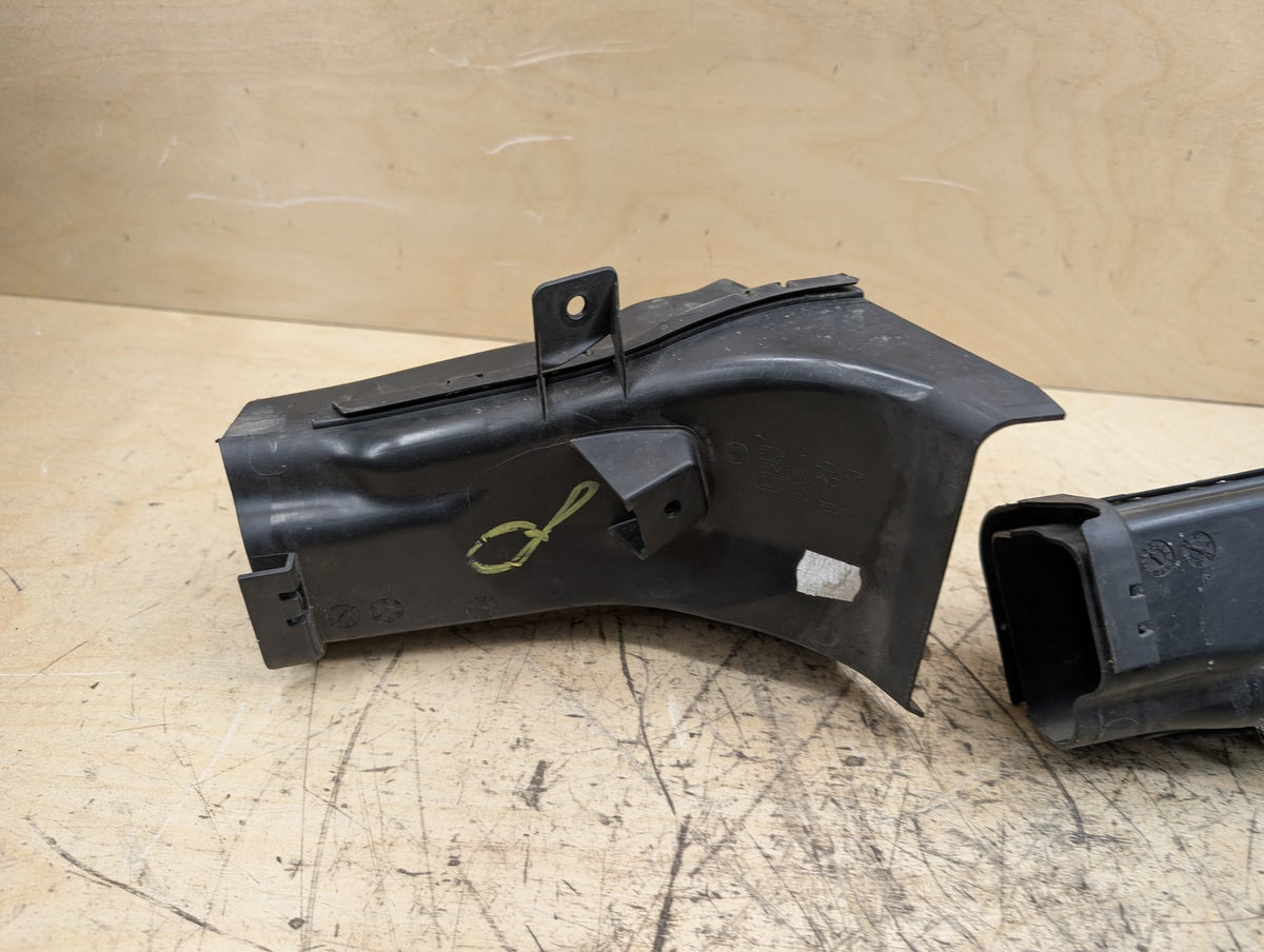 2019-2026 BMW 330i G20 Front Left Right Brake Air Ducts SET 7422277 OEM