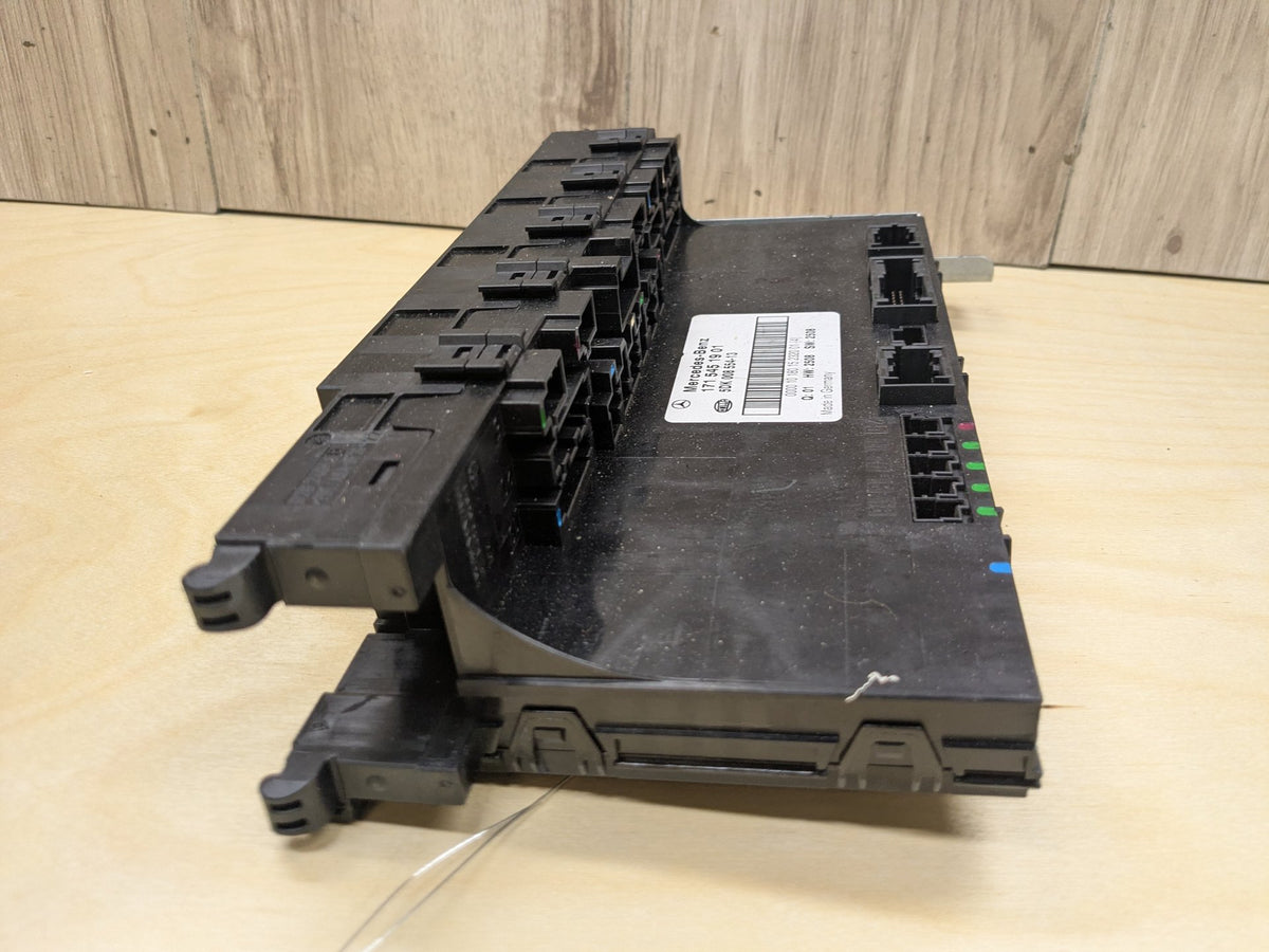2009-2011 Mercedes-Benz SLK-Class R171 Rear Power Distribution Fuse Box OEM