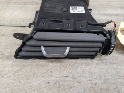 OEM BMW F90 G30 G32 530 540 M550 M5 Right Passenger Side AC Air Vent Dash Grille