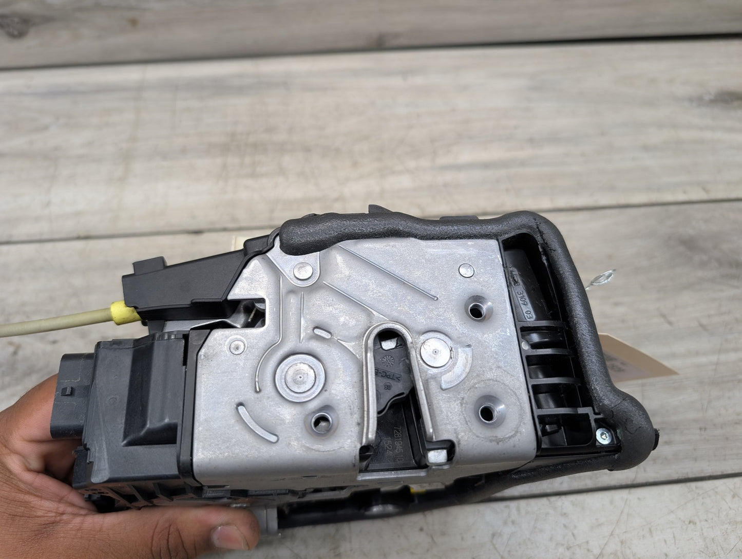 2014 - 2018 BMW X5 F15 Front Left Driver Door Latch Lock Actuator w/ Soft Close 7281945 N63B