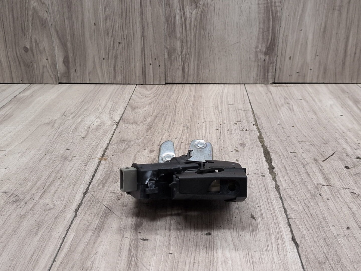 2010-2016 Audi S4 B8 Liftgate Trunk Lid Liftgate Lock Latch Actuator 4F5827505 OEM