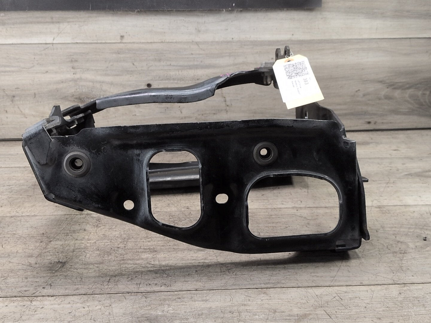 OEM BMW F90 F93 G12 G16 G30 M5 M8 Front Left Driver Radiator Support Bracket