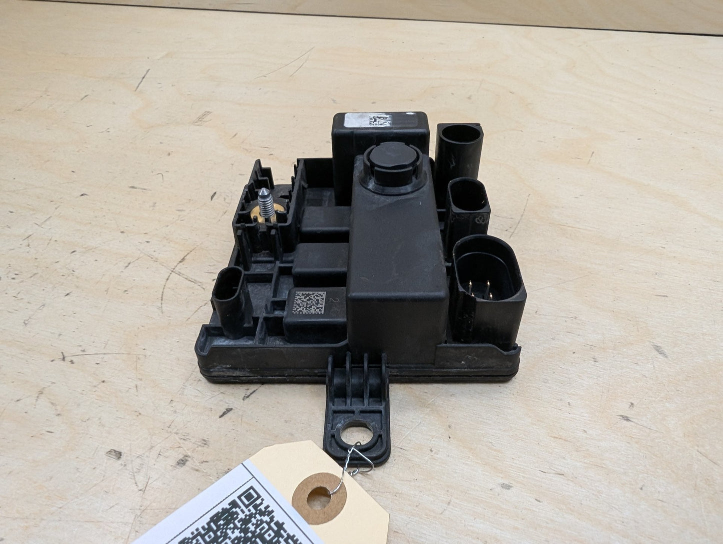 OEM BMW F10 F15 F22 F23 F30 F32 F33 F36 Integrated Power Supply Control Module