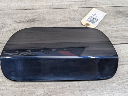 17-23 OEM BMW F90 G30 530 540 M550 M5 Fuel Gas Tank Flap Lid Cover