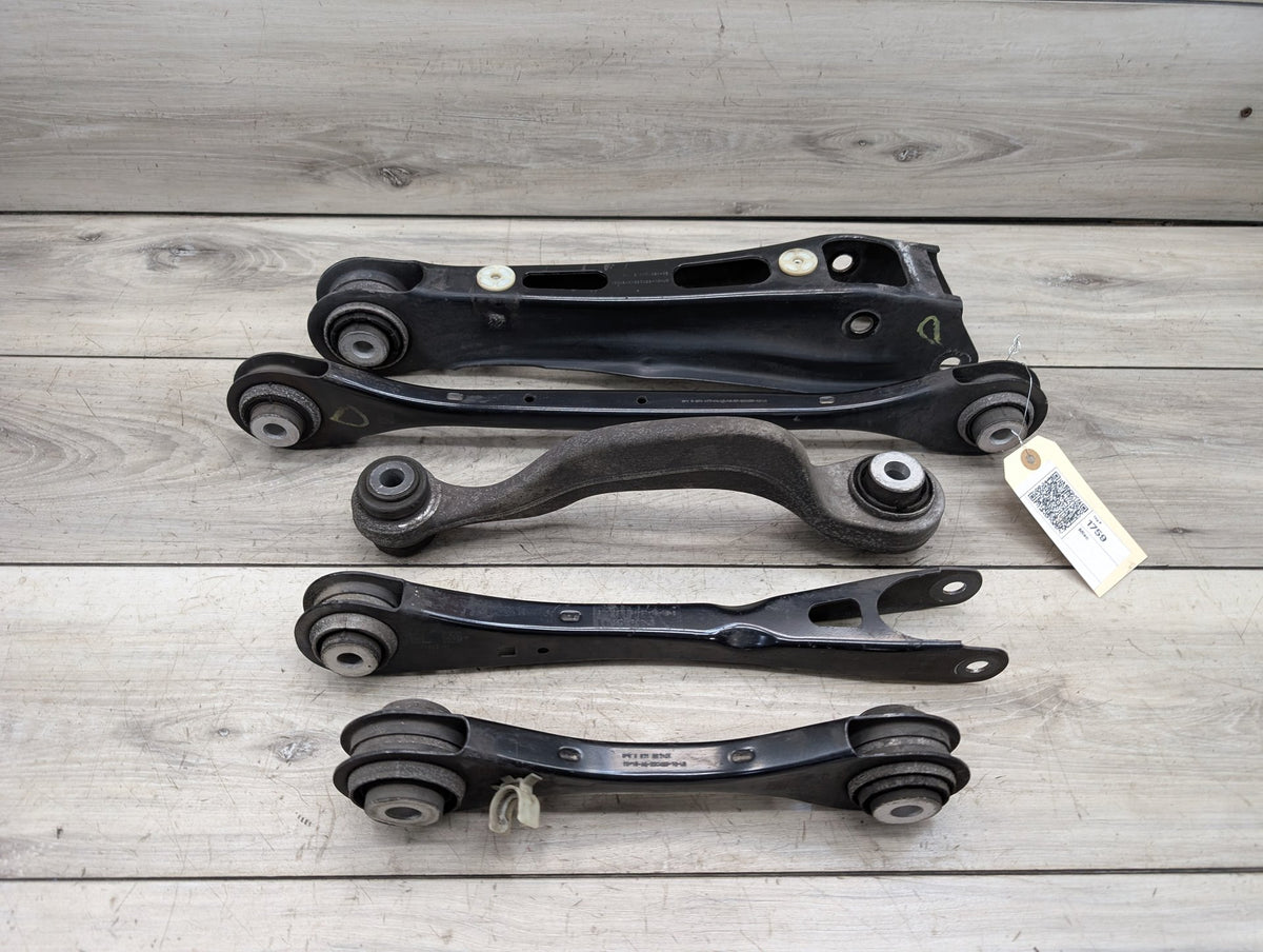 2018-2019 BMW X3 G01 Rear Left Driver Control Arms SET 6871021