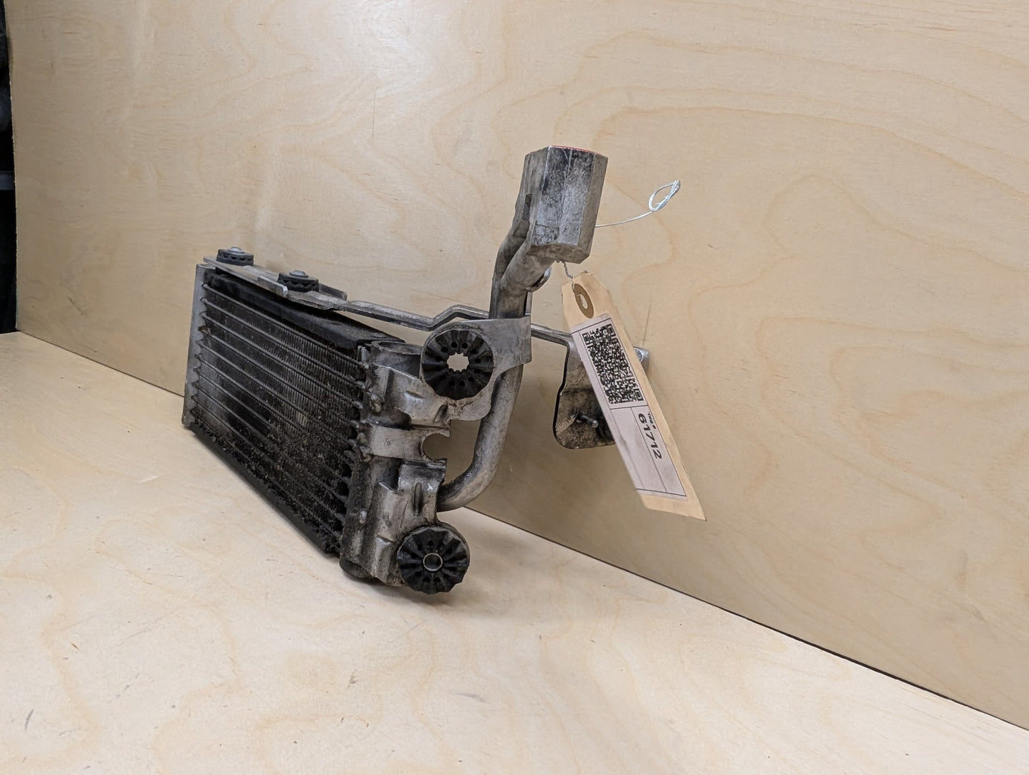 *OEM BMW E84 E90 E92 E93 Right Passenger Engine N54 N55 S65 Oil Cooler Radiator