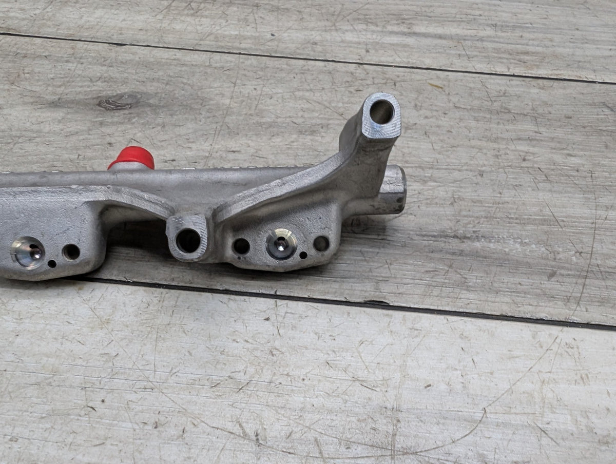 16-18 OEM BMW F30 G30 540 740 Engine Pressure Fuel Injector Rail Line B58 F34