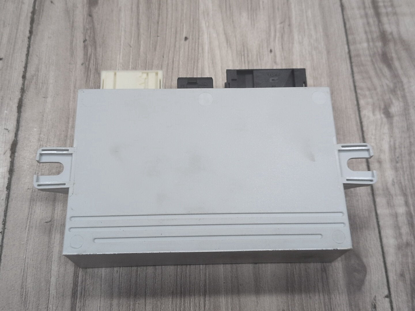 2004-2010 BMW M6 E64 Convertible Top Control Module 7190976 OEM