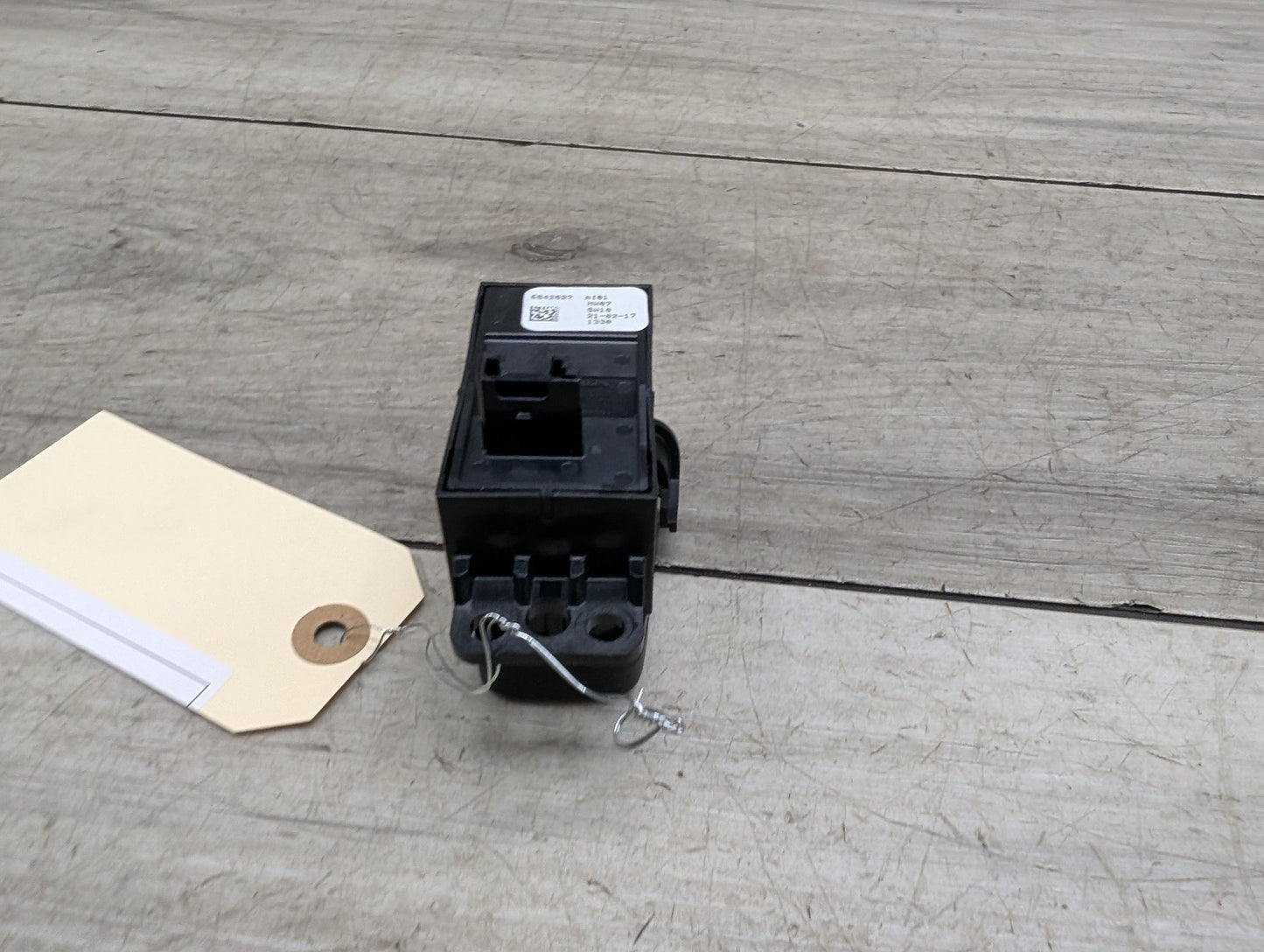 OEM BMW F90 M5 G01 G02 G30 530 540 M550 X3 Parking Brake Auto Hold Switch BLACK