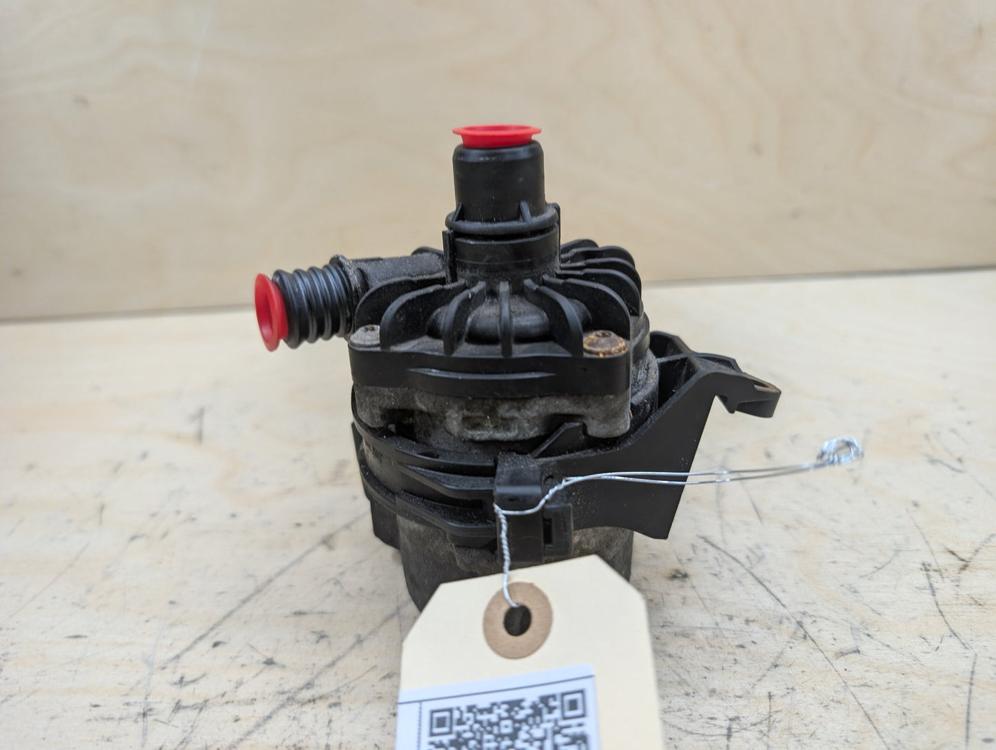 15-18 OEM BMW F85 F86 X5M X6M Engine S63R Electric Auxiliary Cooling Water Pump