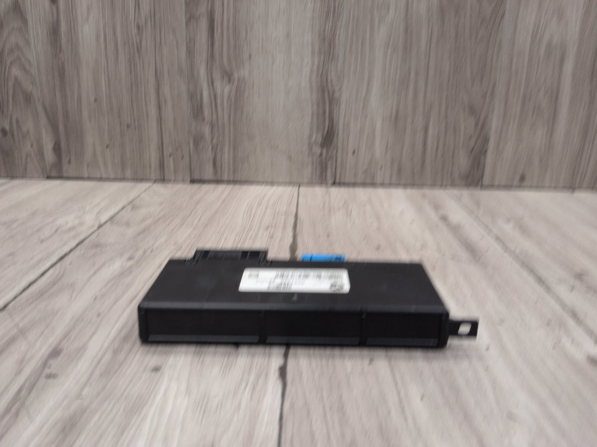 2009-2015 BMW 750Li F02 Central Gateway Theft Control Module 9291449