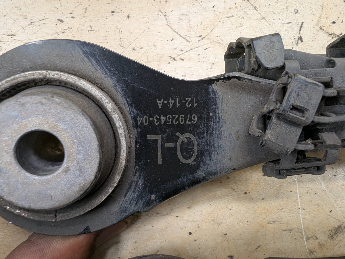 2012-2018 BMW 328i F30 Rear Left Driver Control Arms SET 6792540