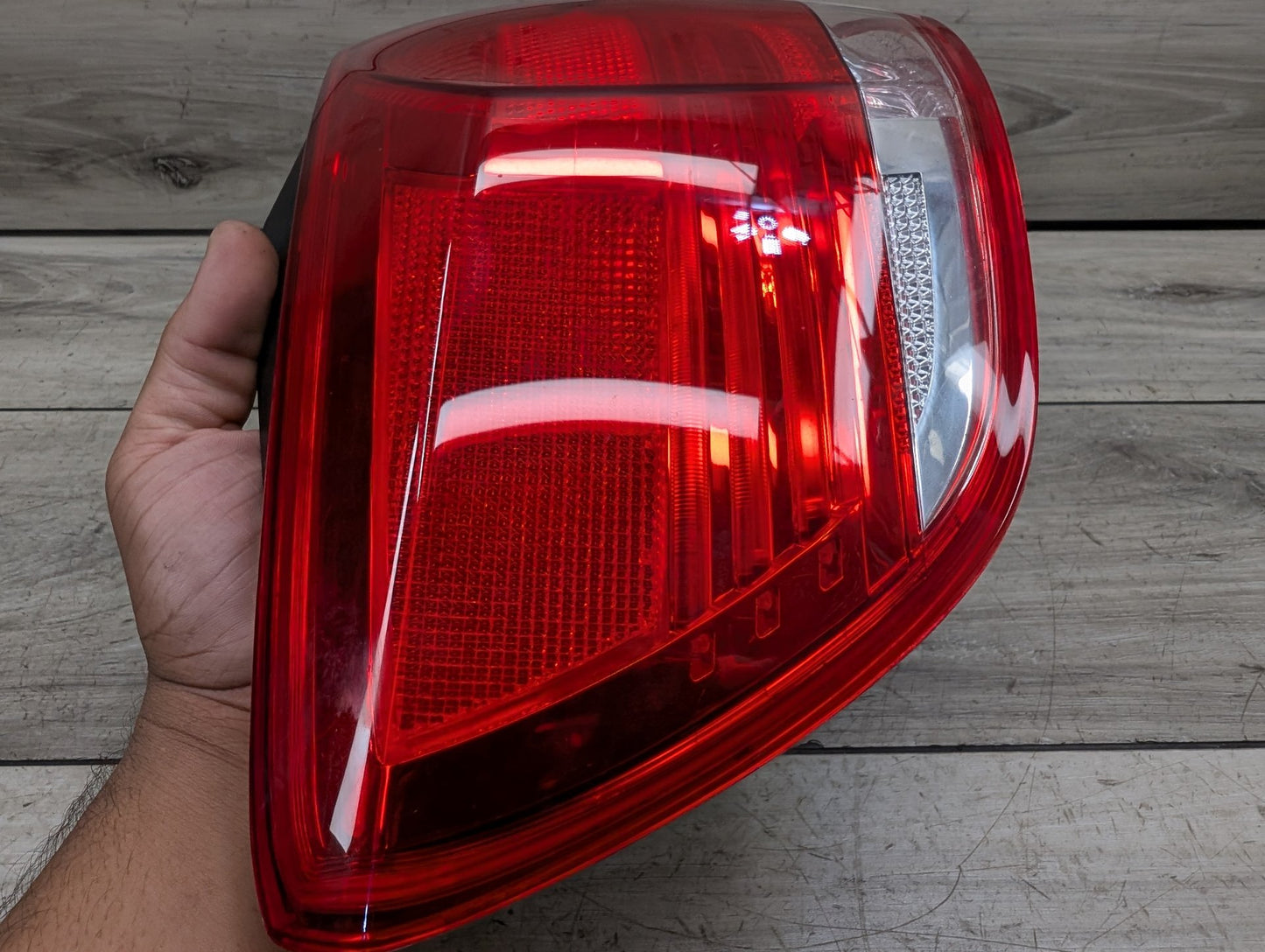 07-10 OEM BMW E93 328 335 M3 CONVERTIBLE Rear Left Driver Side Outer Tail Light