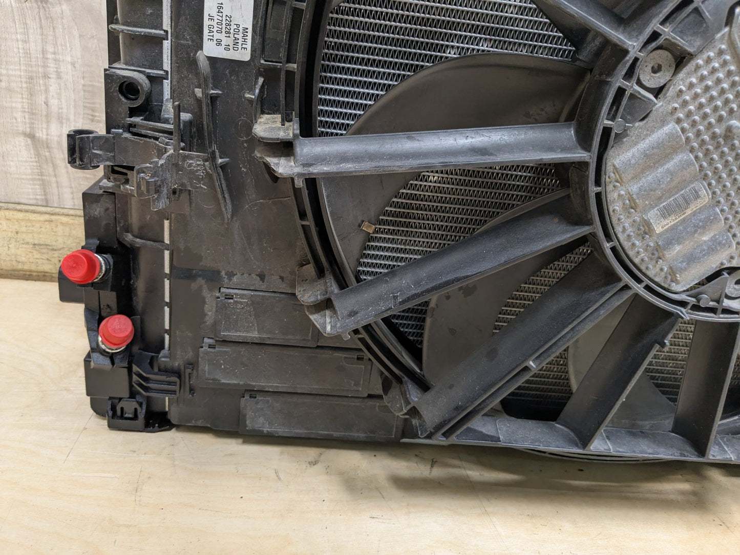 OEM BMW G12 M760 G16 M850 G30 M550 Radiator Condenser Cooling Fan Shroud 1000W