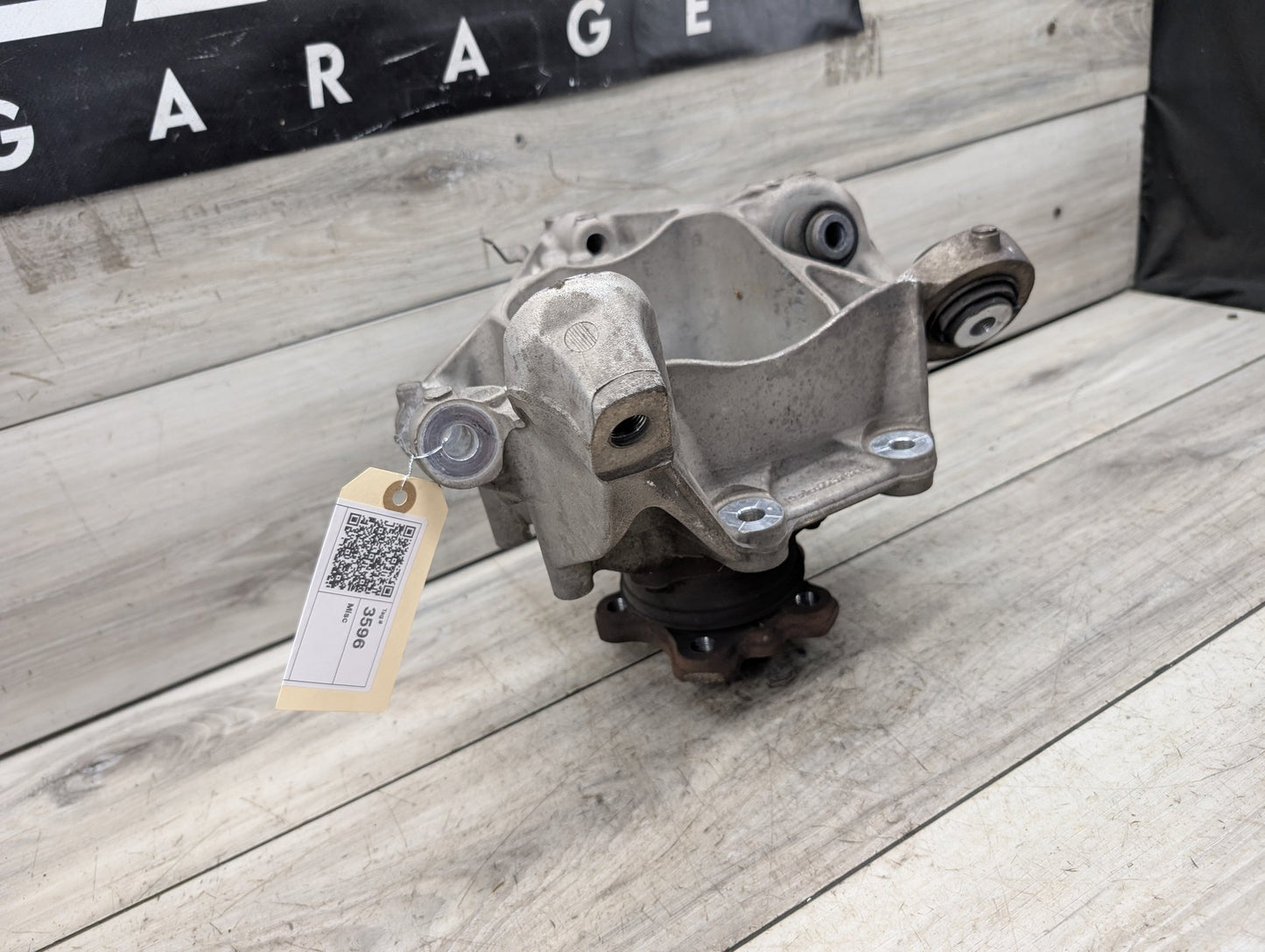 OEM BMW G05 G06 G07 X5 X6 X7 Rear Right Passenger Hub Spindle Knuckle Bearing
