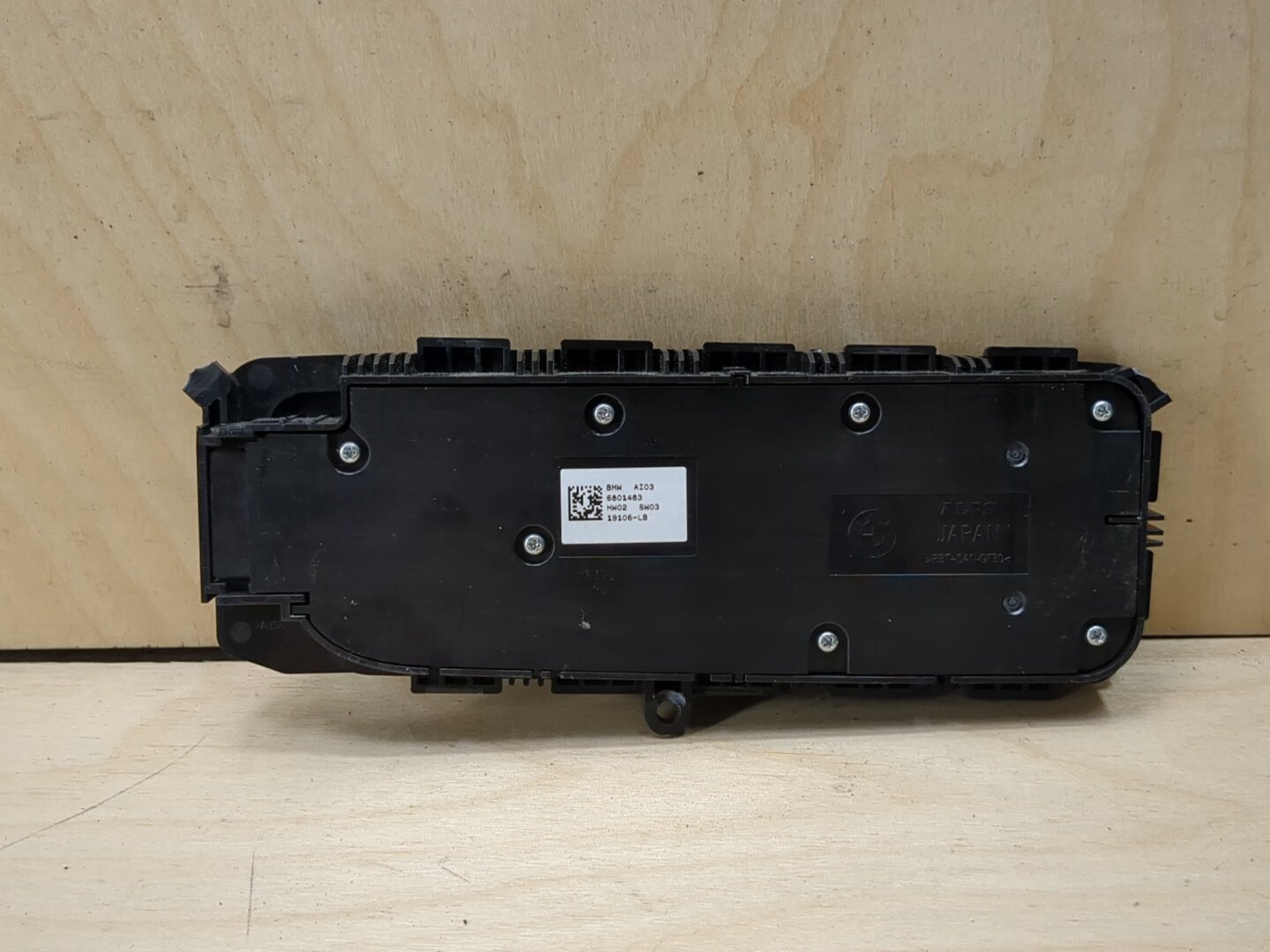OEM BMW F95 F96 G05 G06 G07 X5 X6 X7 Front Left Driver Seat Adjust Switch Module