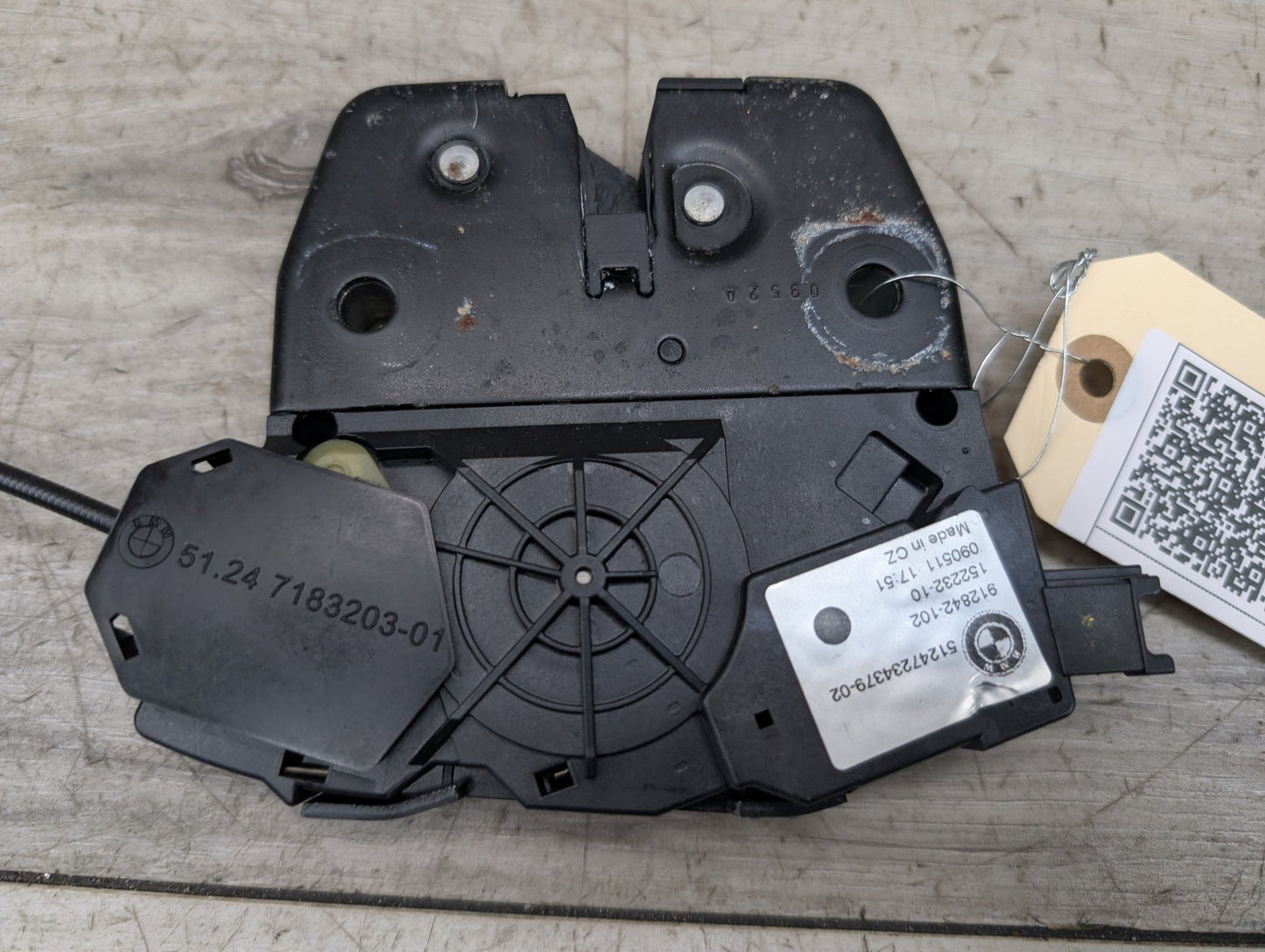 2007 - 2013 BMW X5 E70 Lower Liftgate Tailgate Lock Latch Actuator 7234379 N62B48B