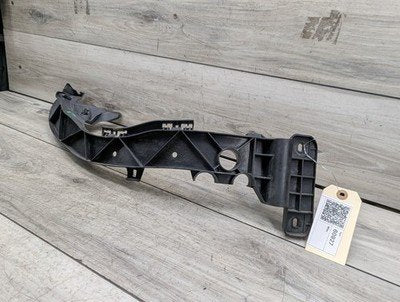 08-13 BMW E82 E88 128 135 Right Passenger Headlight Arm Bracket Support Mount