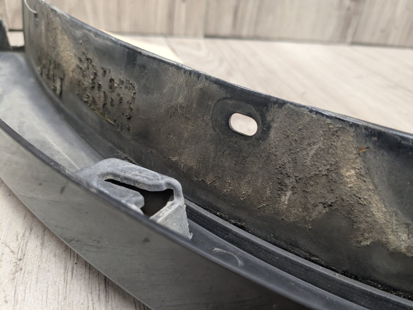 2011 - 2017 BMW X3 F25 Front Left Driver Fender Flare Arch Trim Molding 8050457 N20B20O0