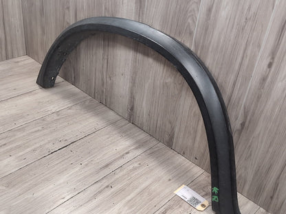 2007-2013 BMW X5 E70 Front Right Passenger Fender Flare Arch Trim Molding 7163560