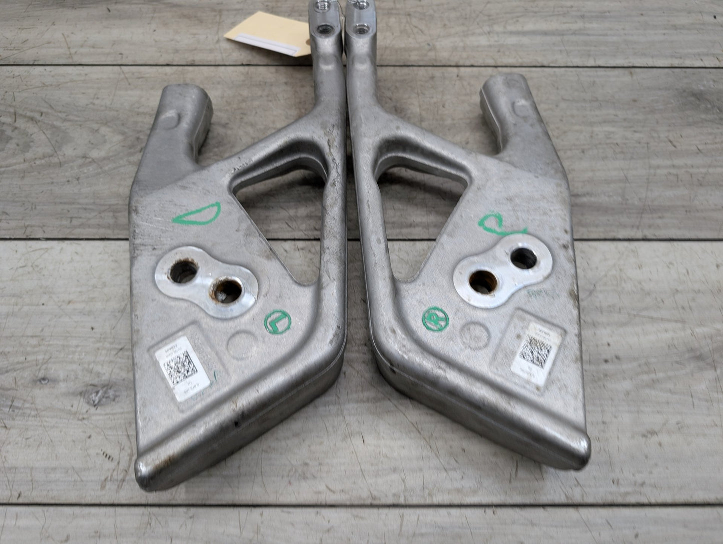 19-25 OEM BMW G05 X5 G06 X6 Front Left Right Suspension Crash Wedge Brace PAIR