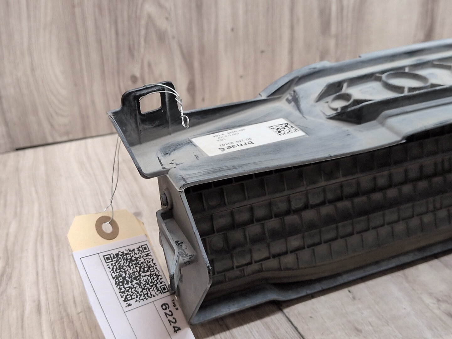 2018-2024 BMW X3 G01 Front Lower Bumper Radiator Air Flap Shutter 7497231
