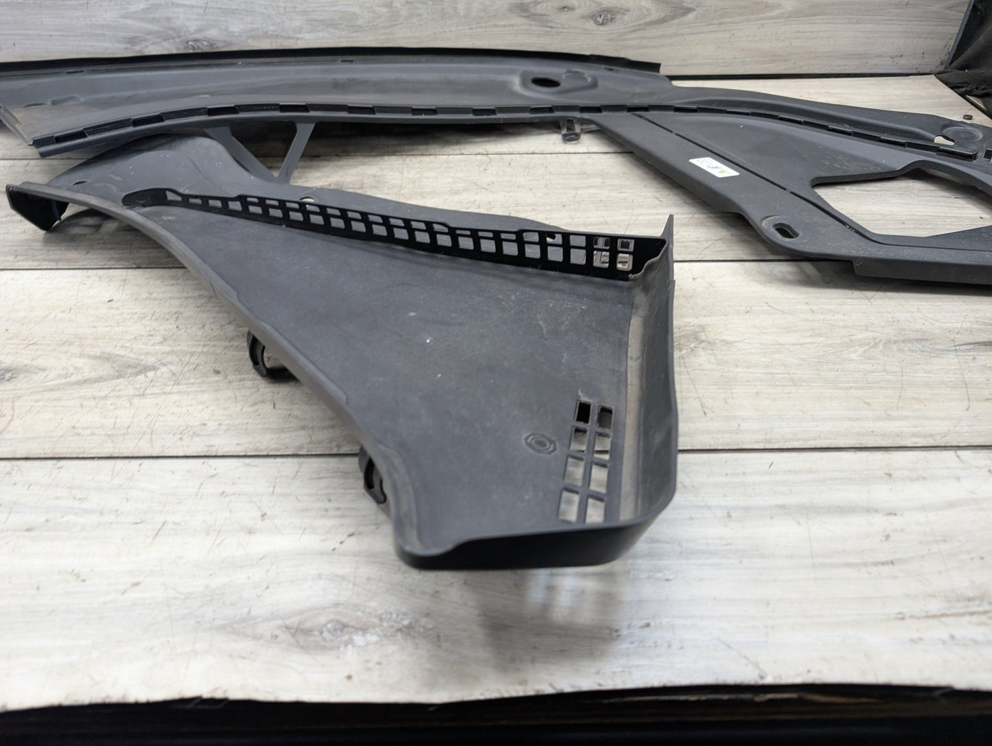 2011-2016 BMW 528i F10 Left Right Engine Bay Cover Panel Seal Trim SET 7019803 Estimated Current mileage:71,680