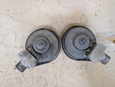 2012-2018 BMW 320i F30 Alarm Horns SET 7300976 OEM