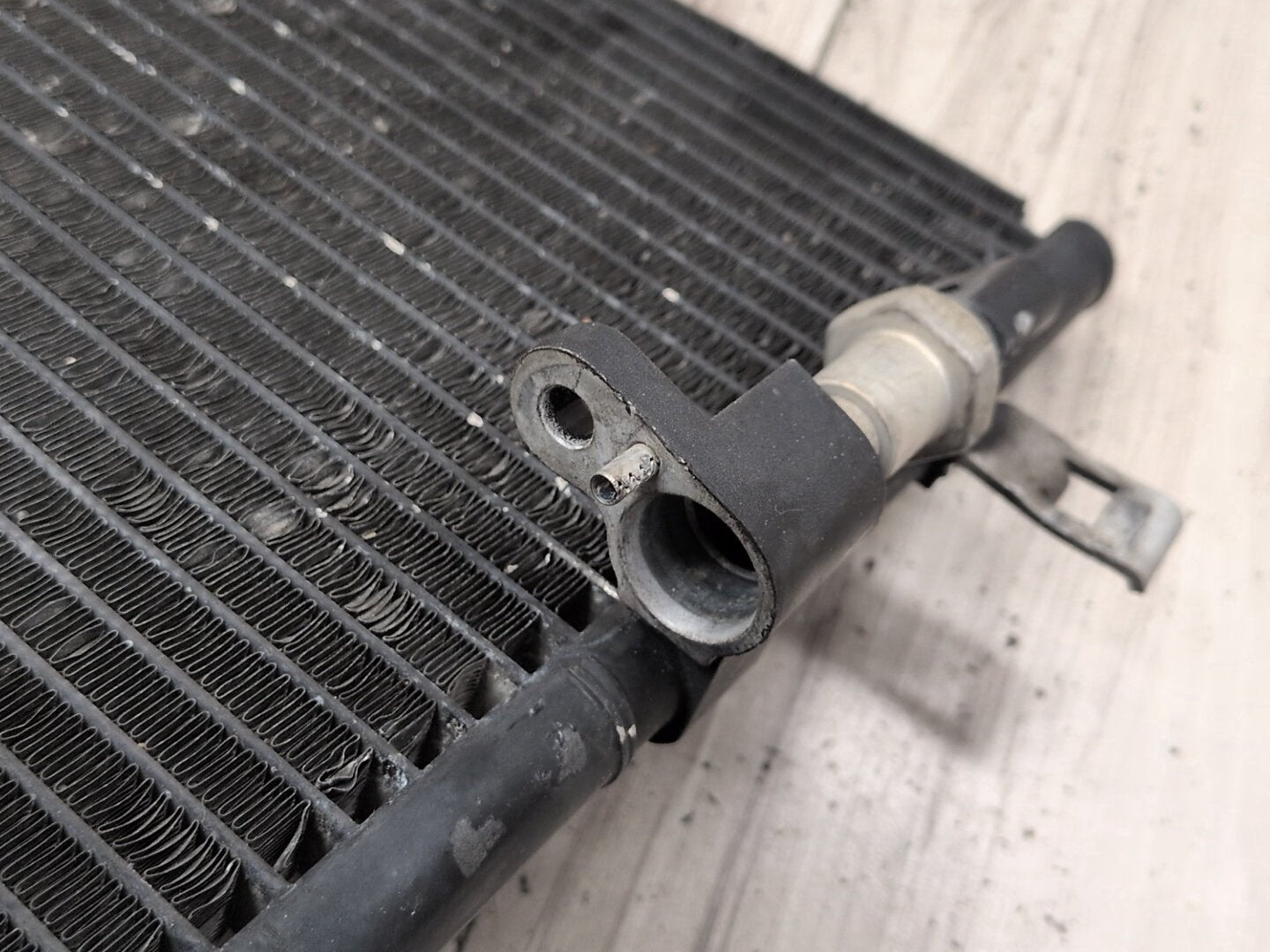 2008-2017 Audi S5 8T Cooling Radiator 8K02604011AA
