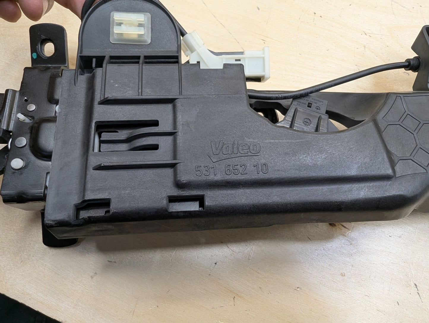 2007-2013 BMW 335i E93 Liftgate Trunk Lid Liftgate Lock Latch Actuators W/ Soft Close SET 7129214