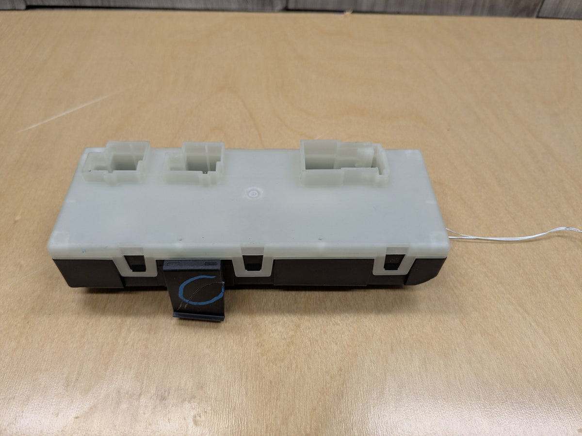 OEM BMW G01 G20 G22 G23 G26 G80 Trunk Liftgate Tailgate Decklid Control Module