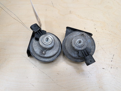 2011-2016 BMW X3 F25 Alarm Horns SET 7217702