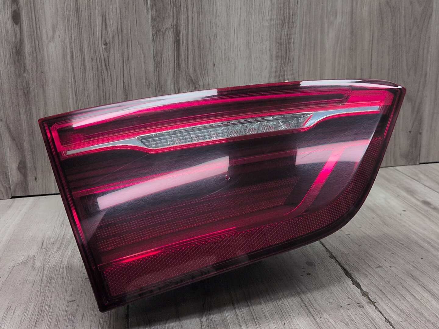 15-19 OEM BMW F16 F86 X6 X6M Rear Left Driver Inner Liftgate Stop Tail Light