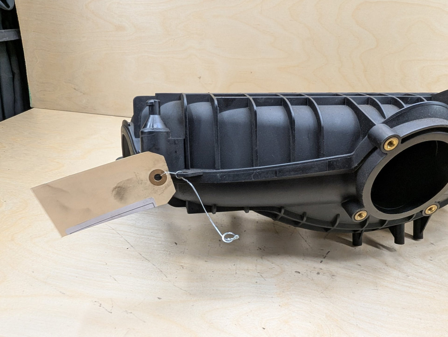 06-12 OEM BMW E82 E88 135 E90 E92 E93 335 F01 F02 740 Engine N54 Intake Manifold