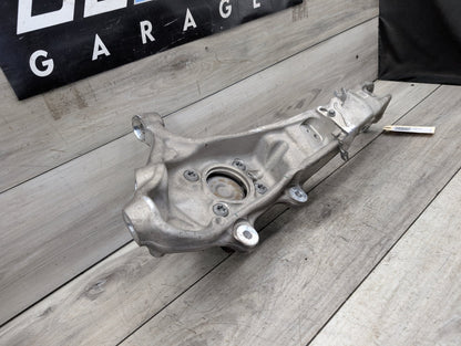 2019-2026 BMW X5 G05 Front Right Passenger Spindle Knuckle w/ Bearing 6876656