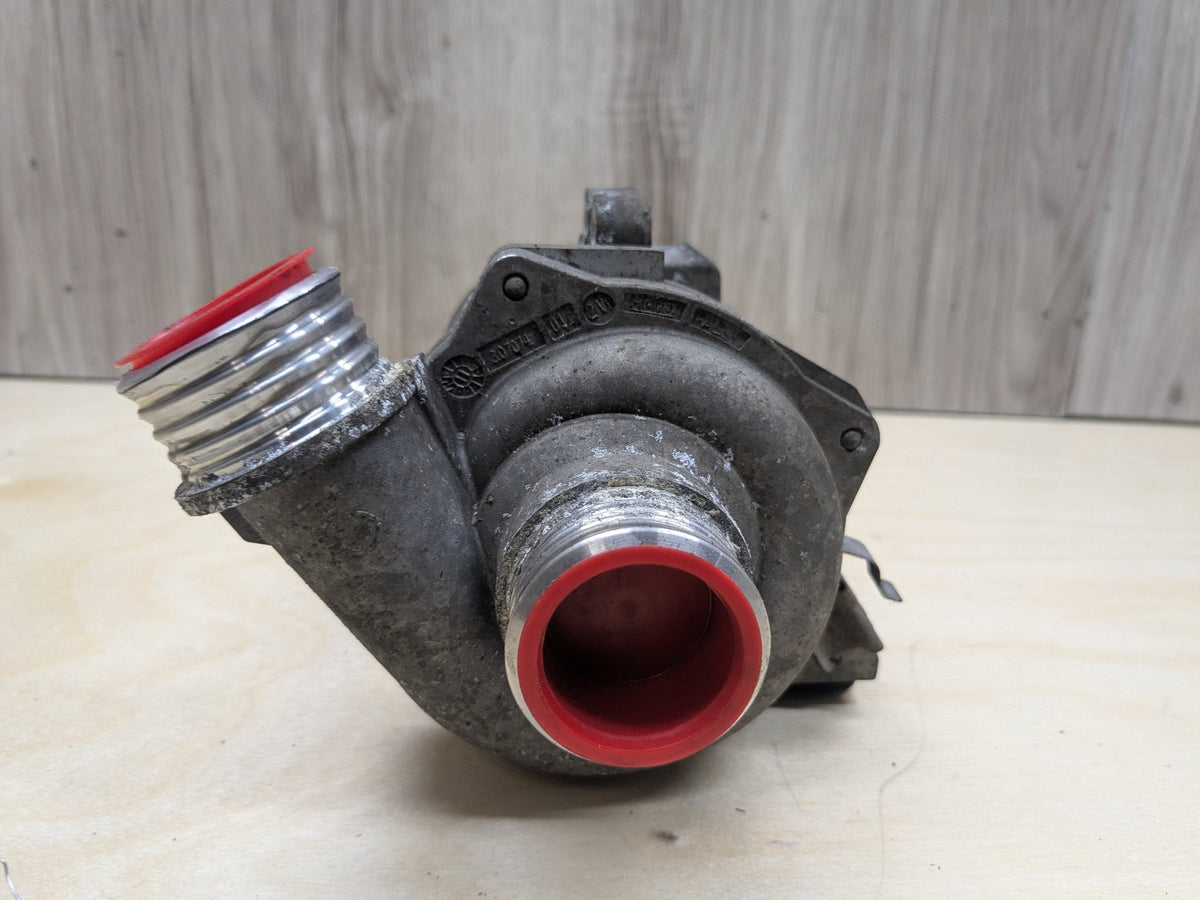 OEM BMW E82 E90 E92 E93 128 328 Engine N52 Auxiliary Electric Water Pump Cooling