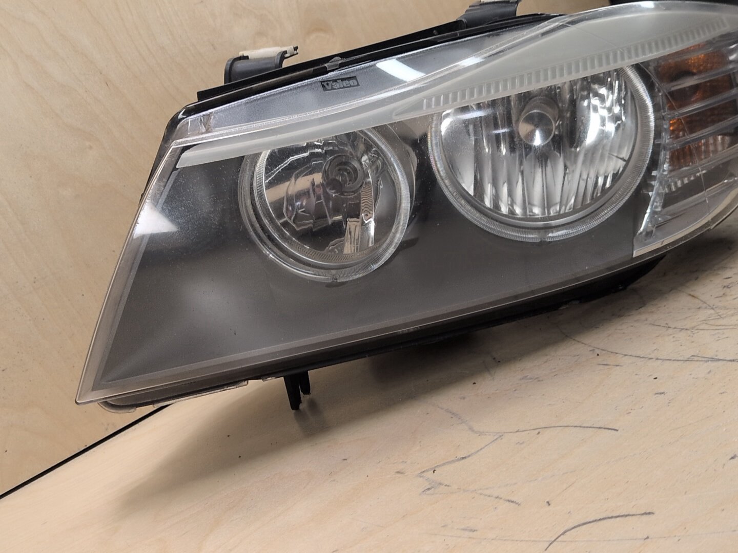 09-11 OEM BMW E90 328 335 LCI Left Driver Side Halogen Headlight w/ Modules