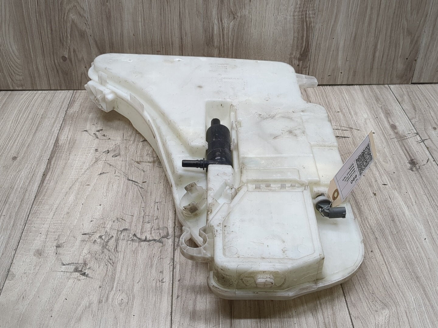 OEM BMW F01 F02 F06 F07 F10 F13 Windshield Washer Fluid Tank Reservoir
