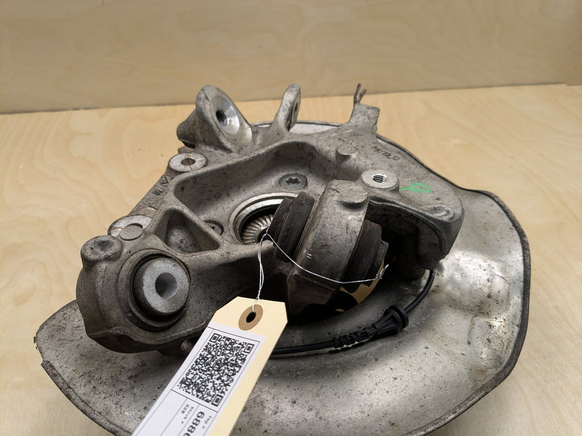 2018-2025 BMW X3 G01 Rear Right Passenger Spindle Knuckle w/ Bearing 6871028 OEM