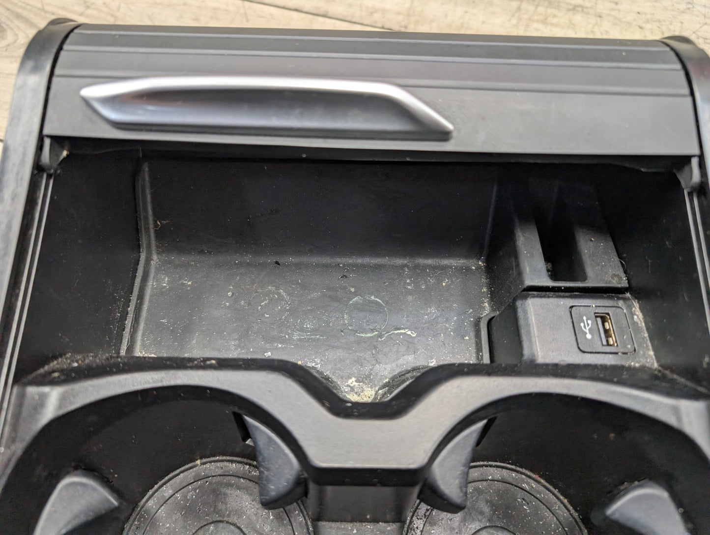 OEM BMW G01 G02 F97 F98 X3 X4 Central Console Cup Holder Storage Tray Trim Cover