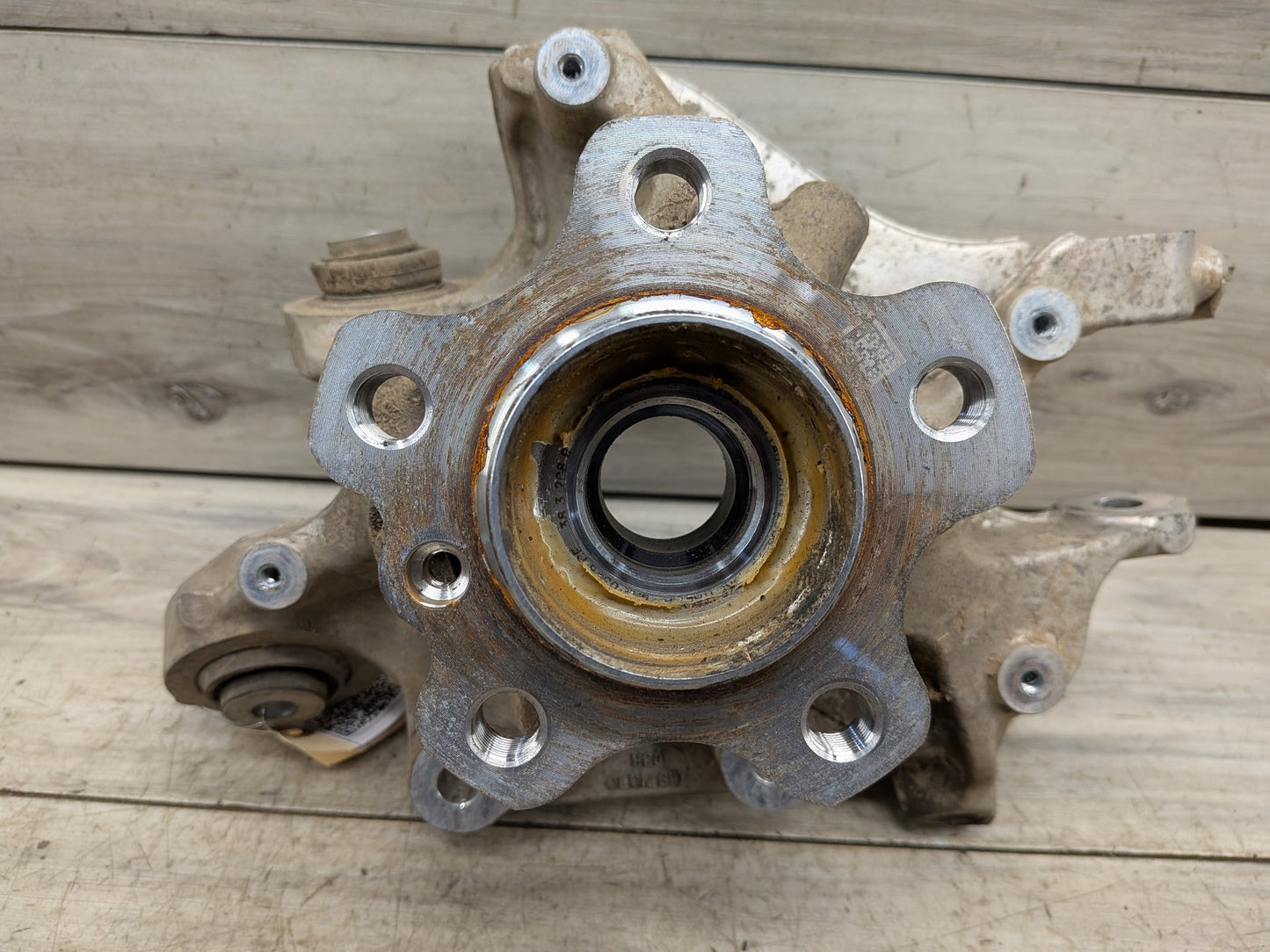 OEM BMW G01 X3 30i 30iX M40iX REAR Right Passenger Knuckle Hub Spindle Bearing