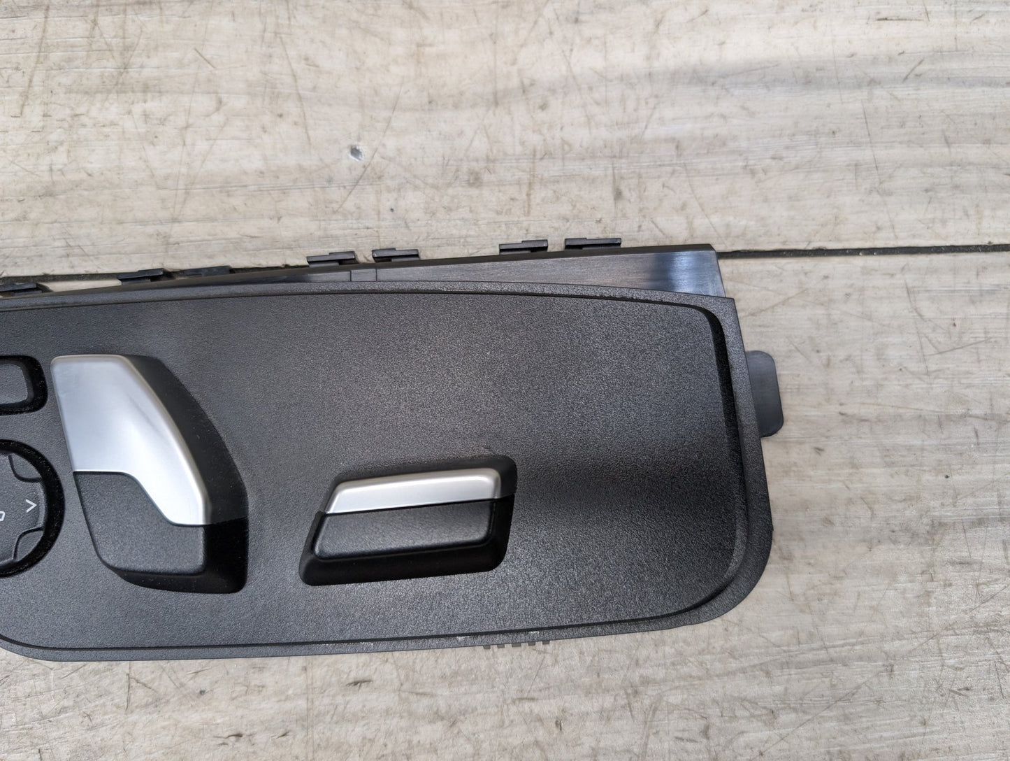2017-2023 BMW 530i G30 Front Right Passenger Seat Control Switch 9384918