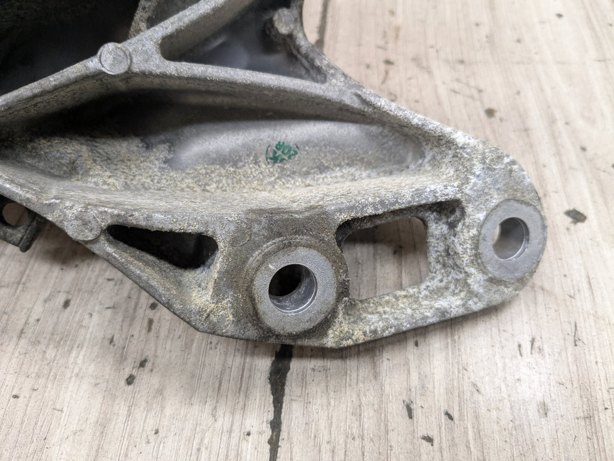 2017 BMW F16 X6 Left Driver Engine Bracket Support Mount 6882033